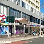 Ga102 Cremorne Chic Contemporary & Convenient